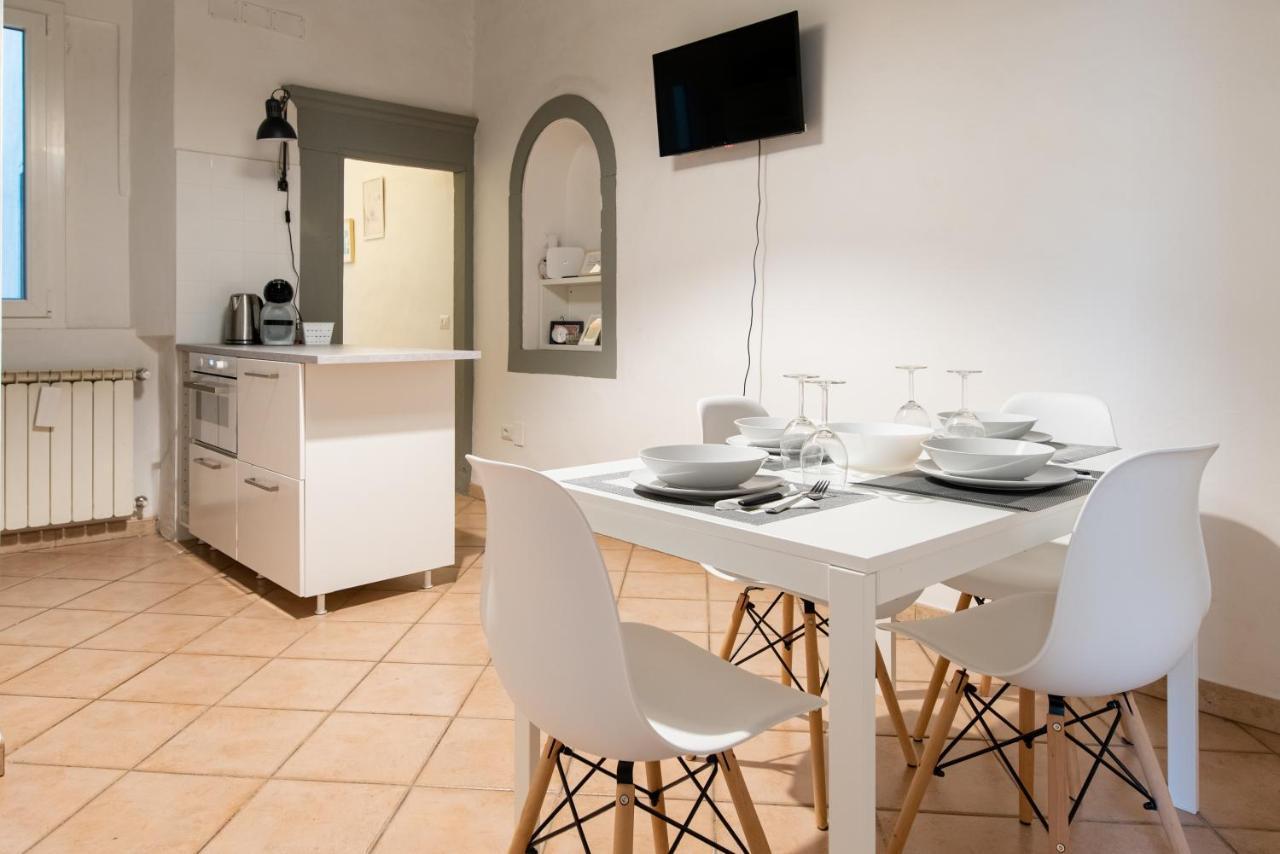 2 Rooms Next To A Market And Piazza Santa Croce - Homeunity Florença Exterior foto