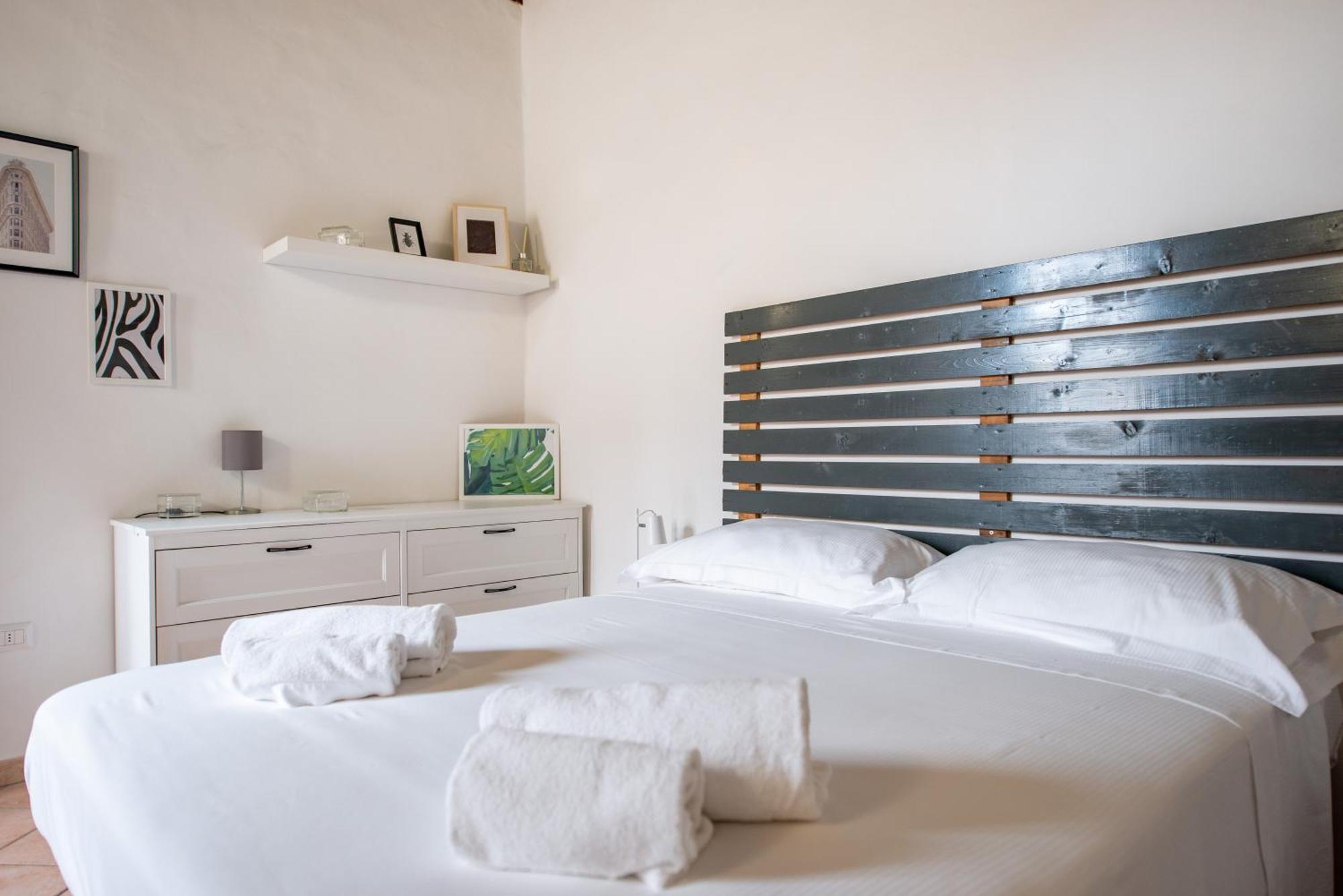 2 Rooms Next To A Market And Piazza Santa Croce - Homeunity Florença Exterior foto